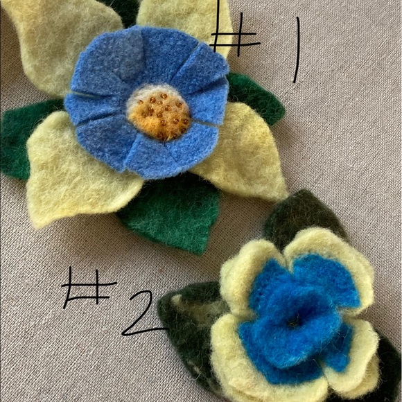 Hand Felted Floral Pins Brooches - Picture 1 of 10